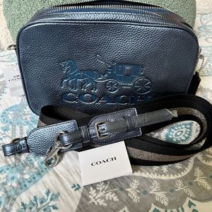 Jes Crossbody With Horse And Carriage